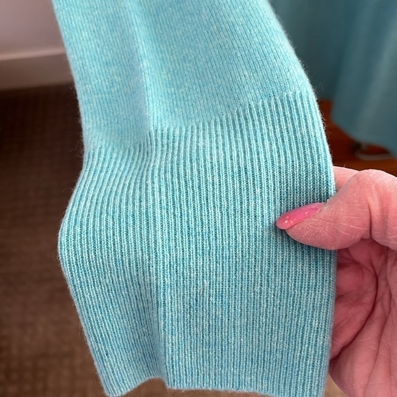 NWOT Talbots Women’s Pure Cashmere Tunic Sweater, Size Large! - Picture 5 of 7